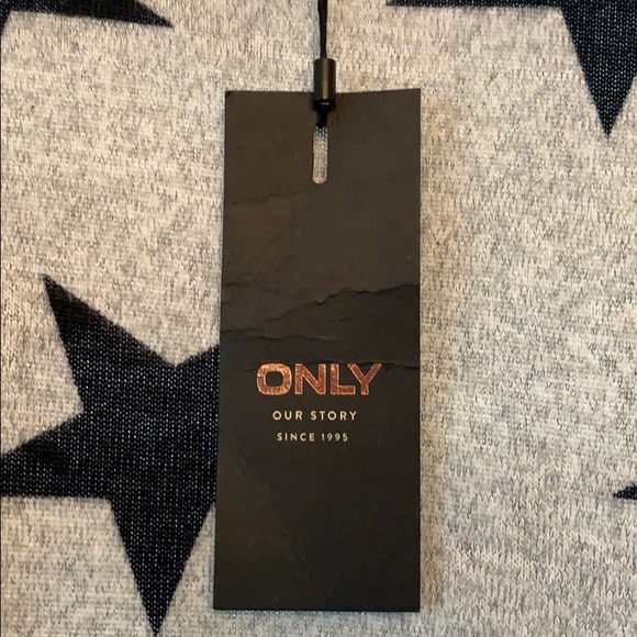 DRESS Grey with black ⭐️ - Picture 2 of 4